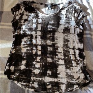 Black/White Top